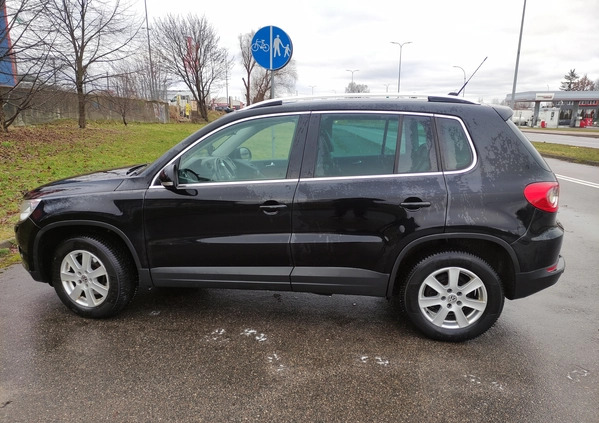 Volkswagen Tiguan cena 32700 przebieg: 262000, rok produkcji 2008 z Tczew małe 67